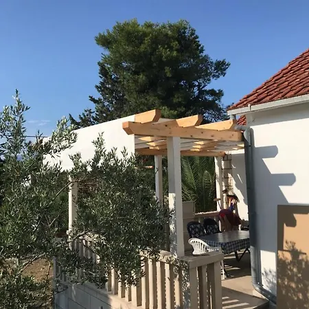 Cvita * Splitska