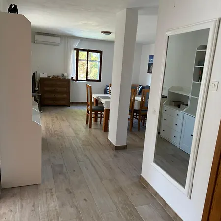 Cvita Casa de Férias *
